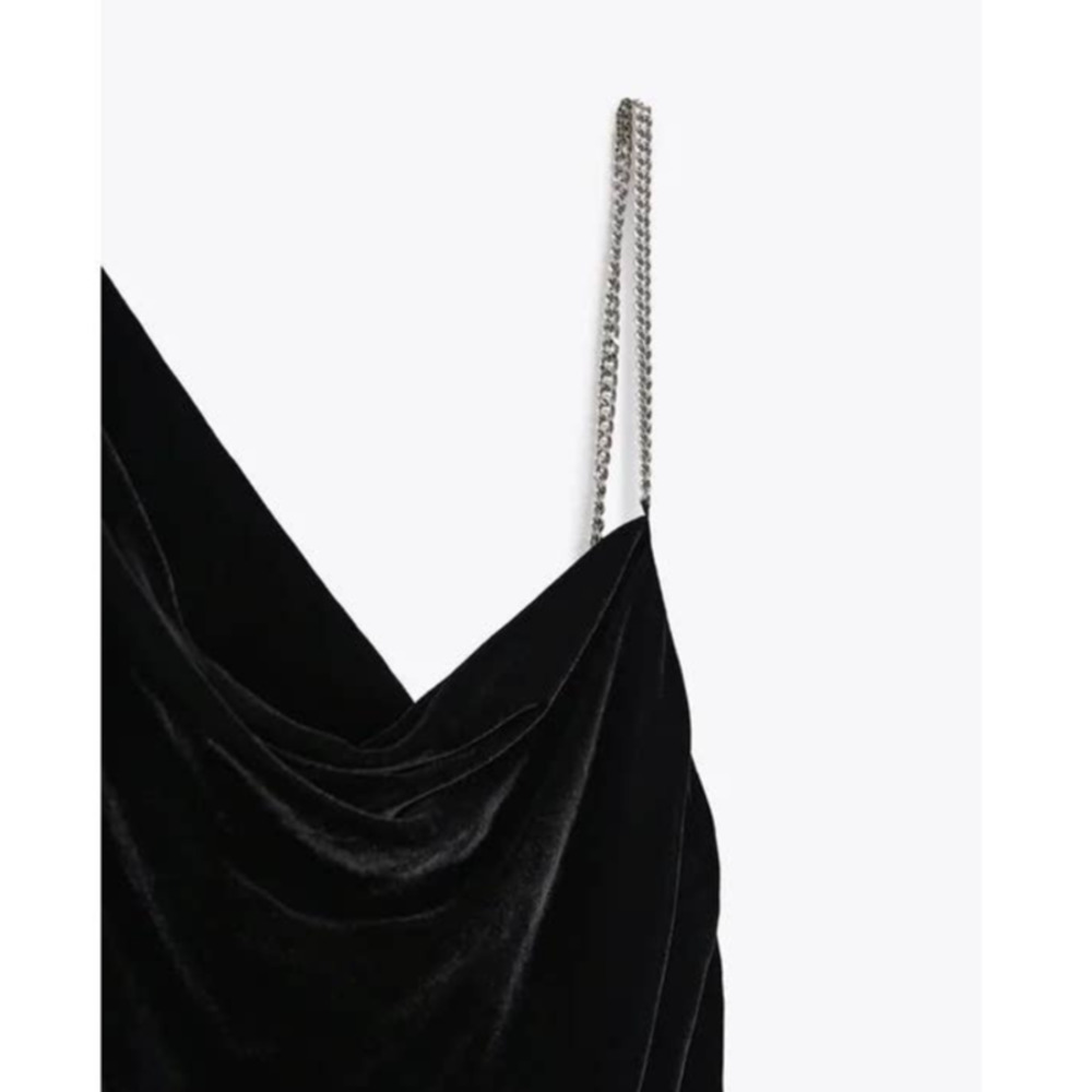 ZARA Blogger Black Velvet Asymmetric Chain Velvet Dress 9274/507 Small NWT - Picture 4 of 6